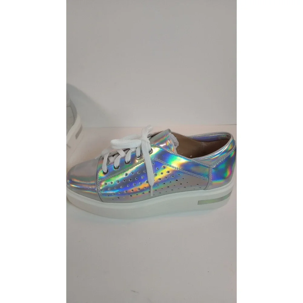 NEW/Box Linea Paolo Kendra-L Leather Sneaker Women's Silver Iridescent Size 9 M